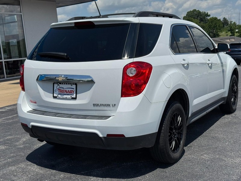 Chevrolet Equinox Vehicle Image 03
