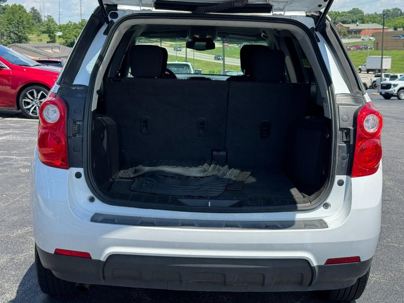 Chevrolet Equinox Vehicle Image 05