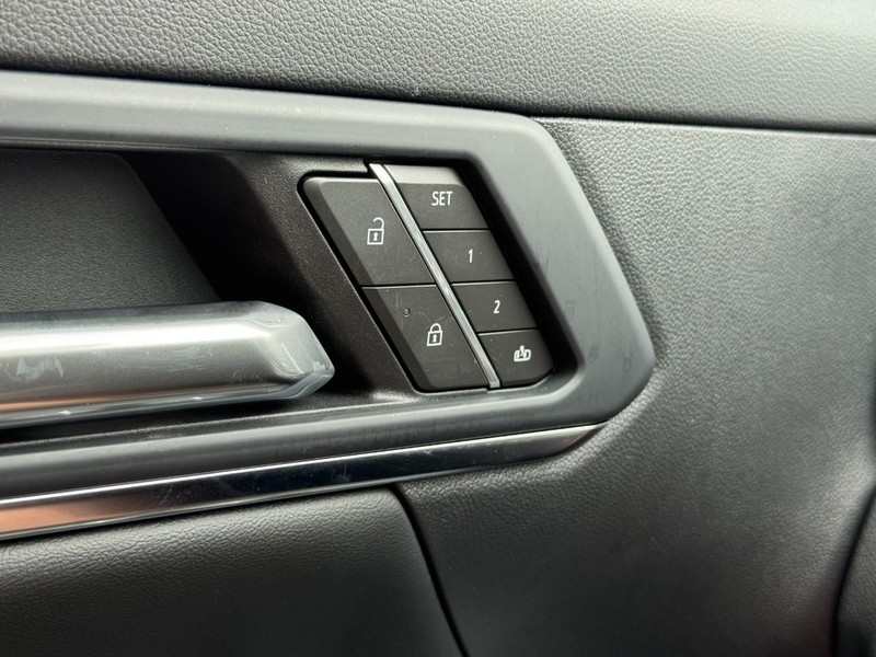 GMC Terrain Vehicle Image 17