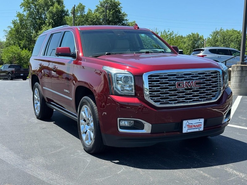 GMC Yukon Vehicle Image 02