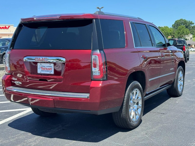GMC Yukon Vehicle Image 03