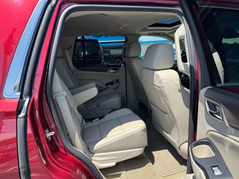 GMC Yukon Vehicle Image 10