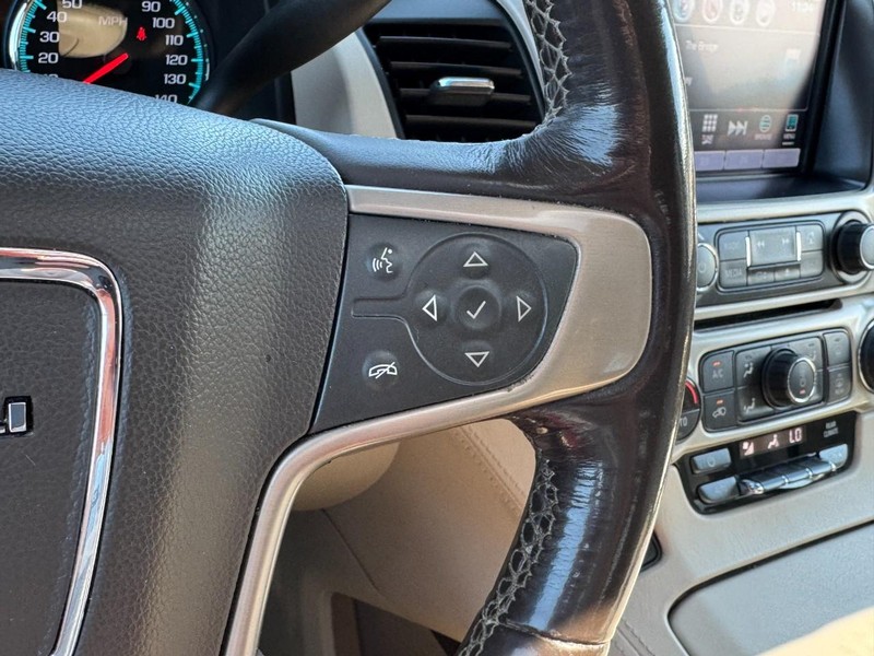 GMC Yukon Vehicle Image 20