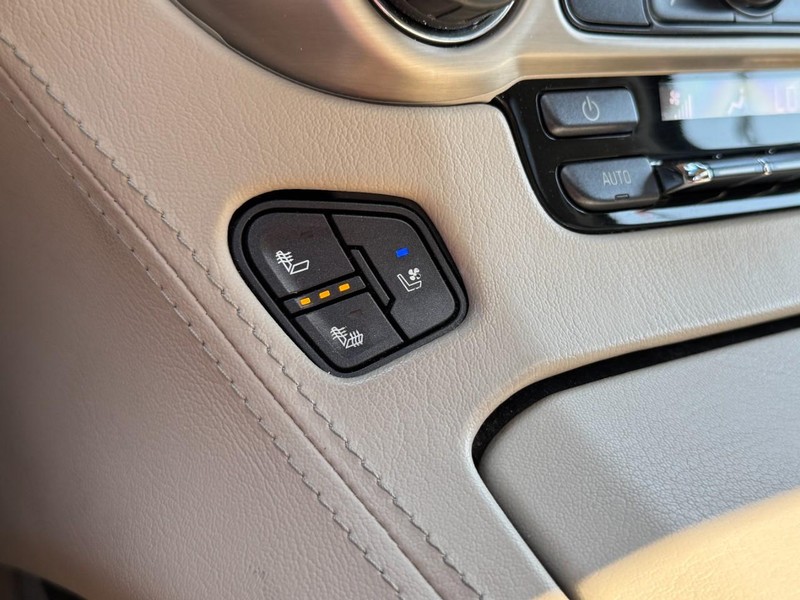 GMC Yukon Vehicle Image 22