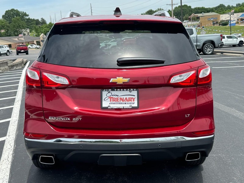 Chevrolet Equinox Vehicle Full-screen Gallery Image 04