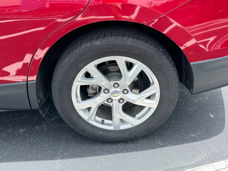 Chevrolet Equinox Vehicle Full-screen Gallery Image 07