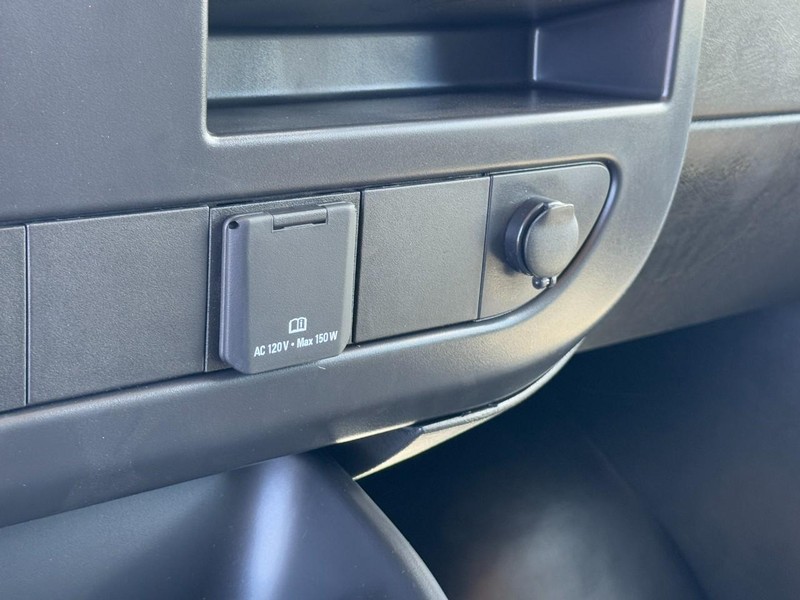 Chevrolet Express Cargo Van Vehicle Image 14