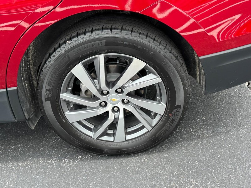 Chevrolet Equinox Vehicle Full-screen Gallery Image 07