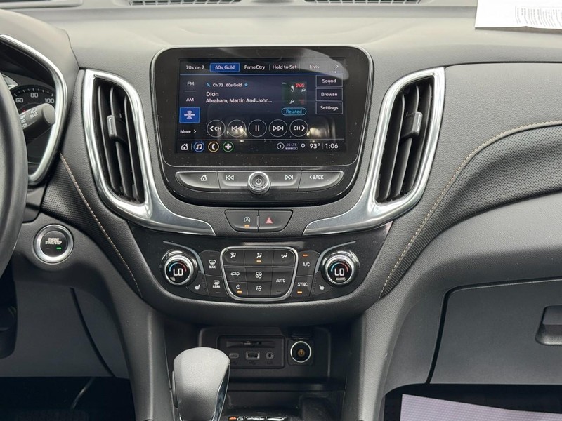 Chevrolet Equinox Vehicle Full-screen Gallery Image 13