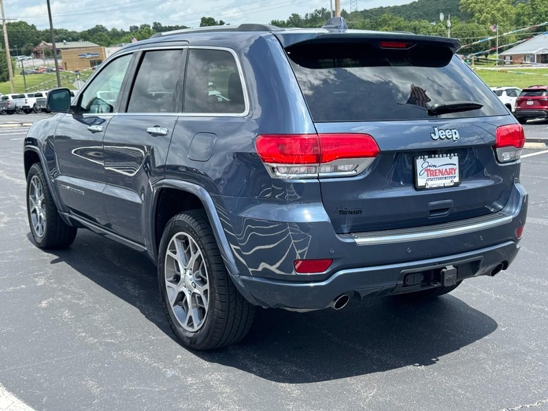 Jeep Grand Cherokee Vehicle Image 06