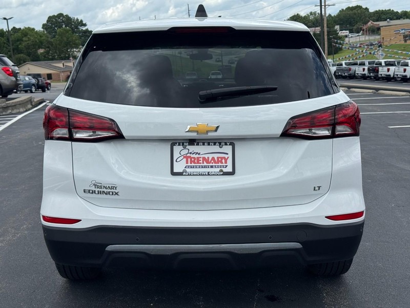 Chevrolet Equinox Vehicle Full-screen Gallery Image 04