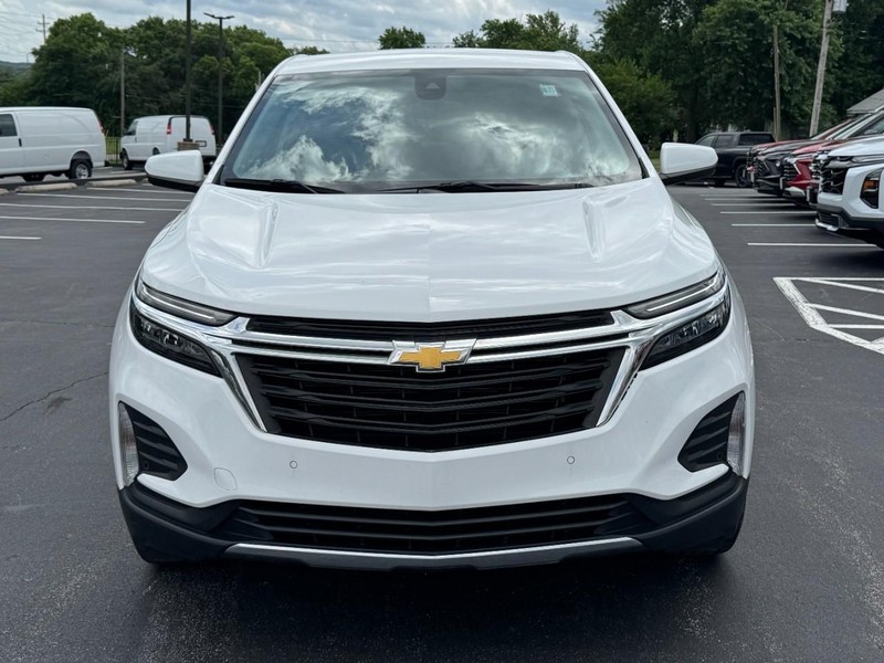 Chevrolet Equinox Vehicle Full-screen Gallery Image 09