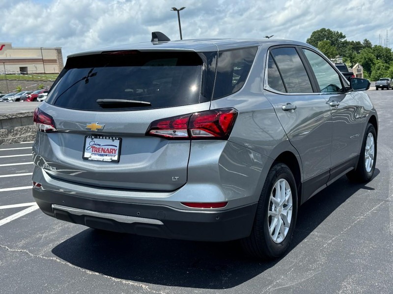 Chevrolet Equinox Vehicle Full-screen Gallery Image 03