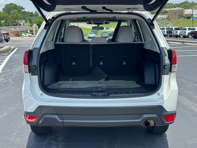Subaru Forester Vehicle Image 05
