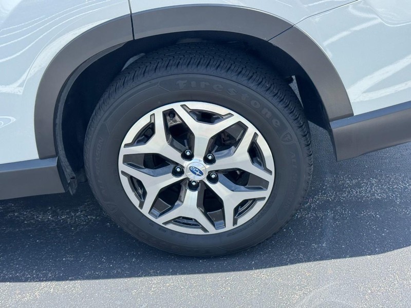 Subaru Forester Vehicle Image 07