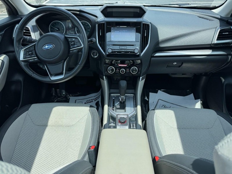 Subaru Forester Vehicle Image 12