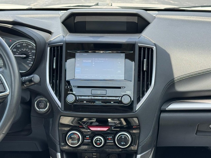 Subaru Forester Vehicle Image 14
