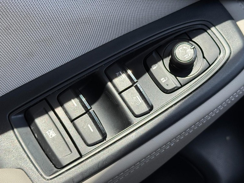 Subaru Forester Vehicle Image 22