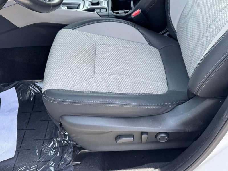 Subaru Forester Vehicle Image 23