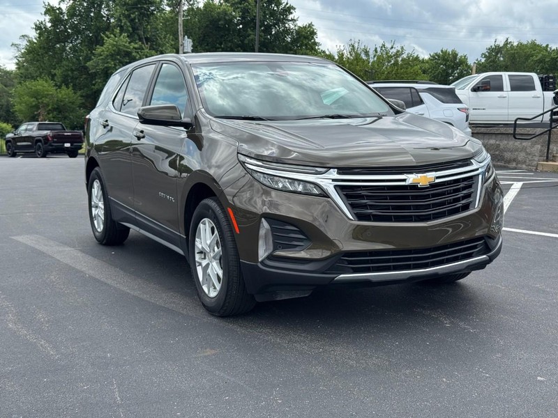 Chevrolet Equinox Vehicle Full-screen Gallery Image 02