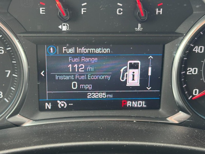 Chevrolet Equinox Vehicle Full-screen Gallery Image 17
