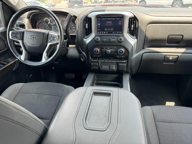 Chevrolet Silverado 1500 Vehicle Image 11