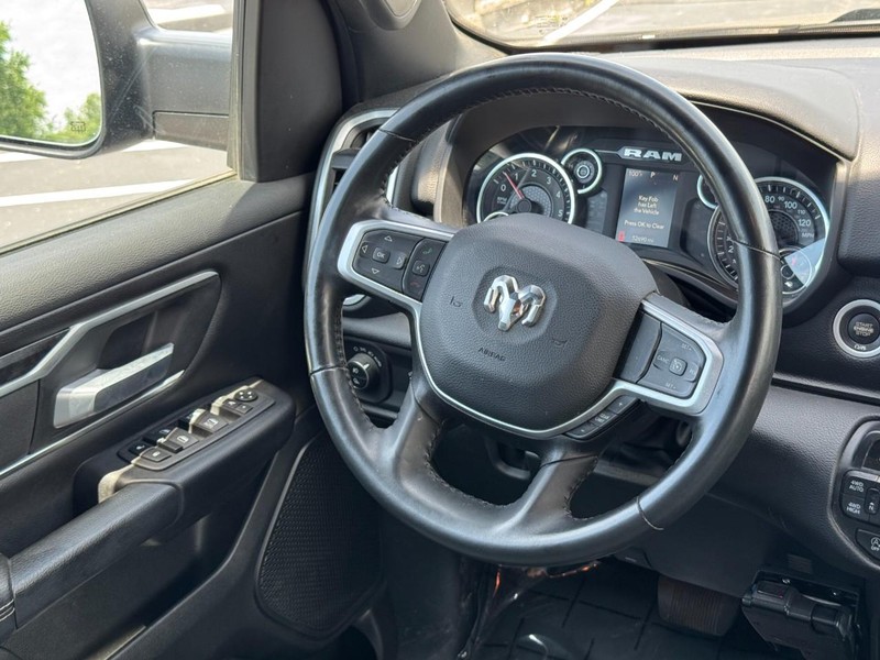 Ram 1500 Vehicle Image 12