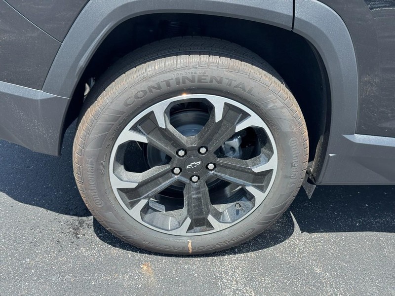 Chevrolet Equinox Vehicle Image 05