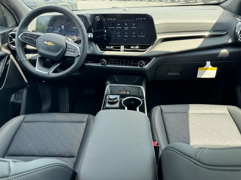 Chevrolet Equinox Vehicle Image 07