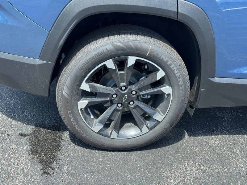 Chevrolet Equinox Vehicle Image 05