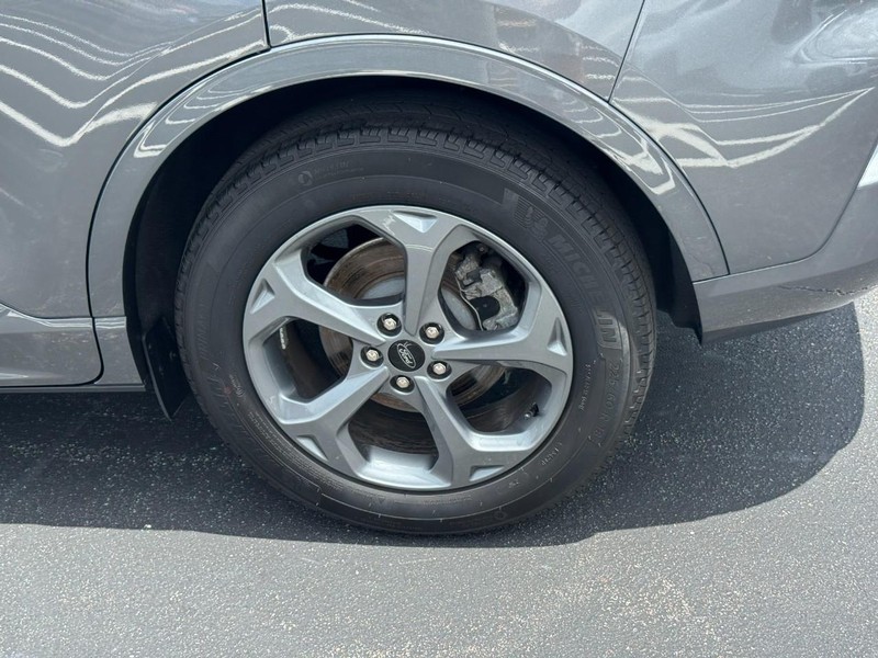 Ford Escape Vehicle Image 07