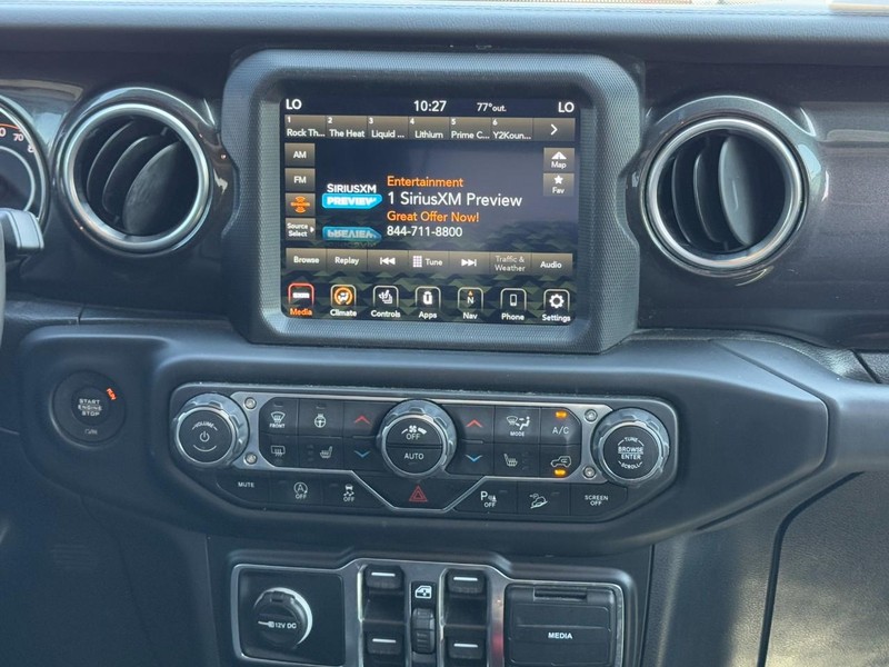 Jeep Wrangler Unlimited Vehicle Image 13