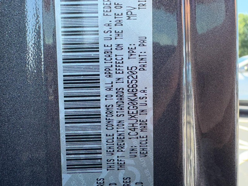 Jeep Wrangler Unlimited Vehicle Image 26