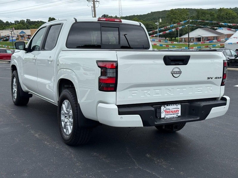 Nissan Frontier Vehicle Image 06