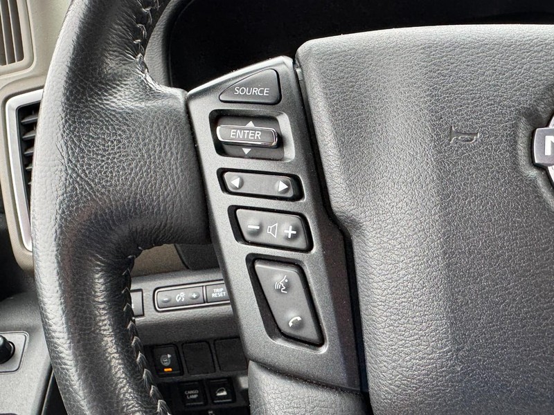 Nissan Frontier Vehicle Image 16