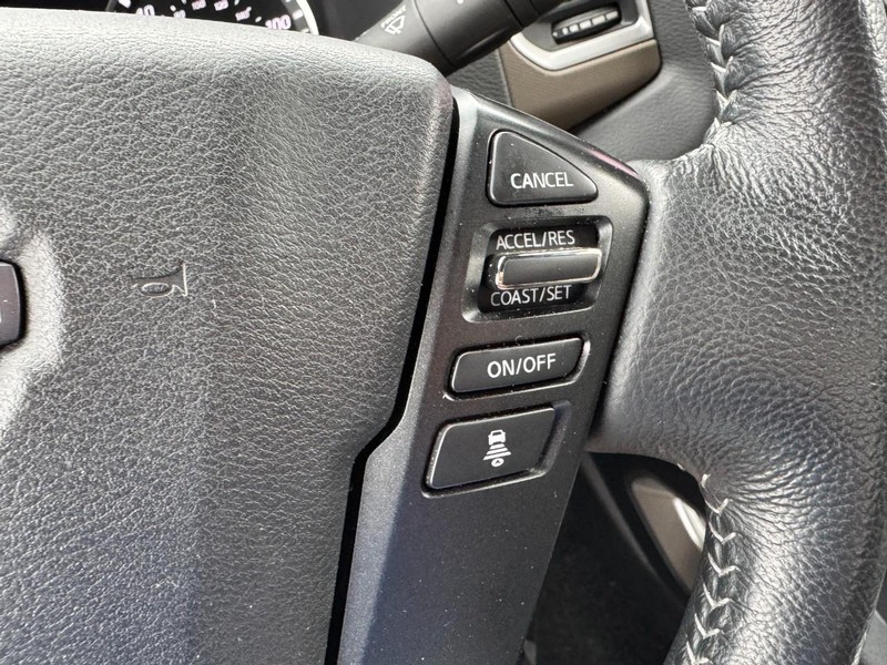 Nissan Frontier Vehicle Image 17