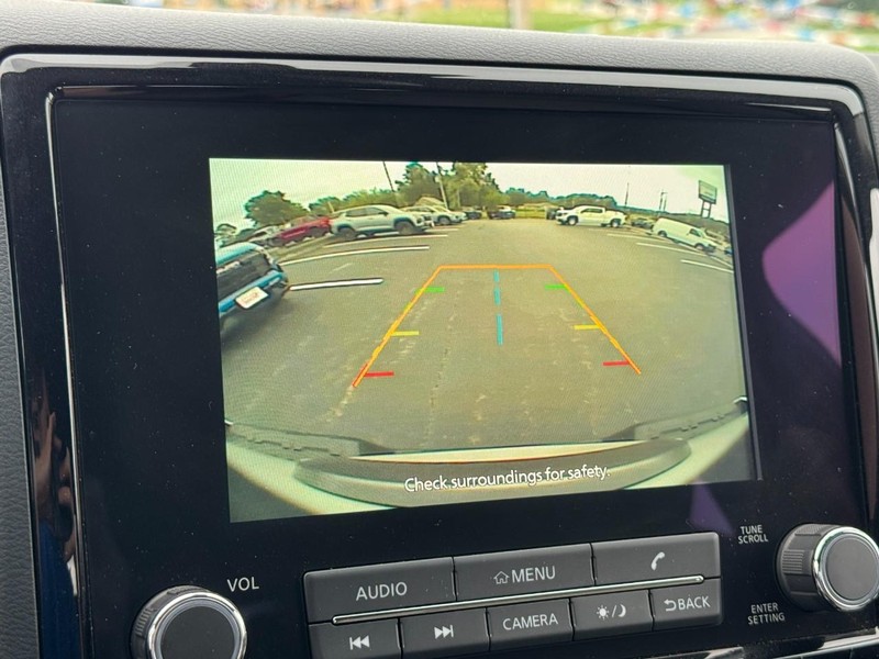 Nissan Frontier Vehicle Image 21