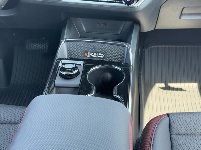 2027 Chevrolet Equinox RS - Photo 10
