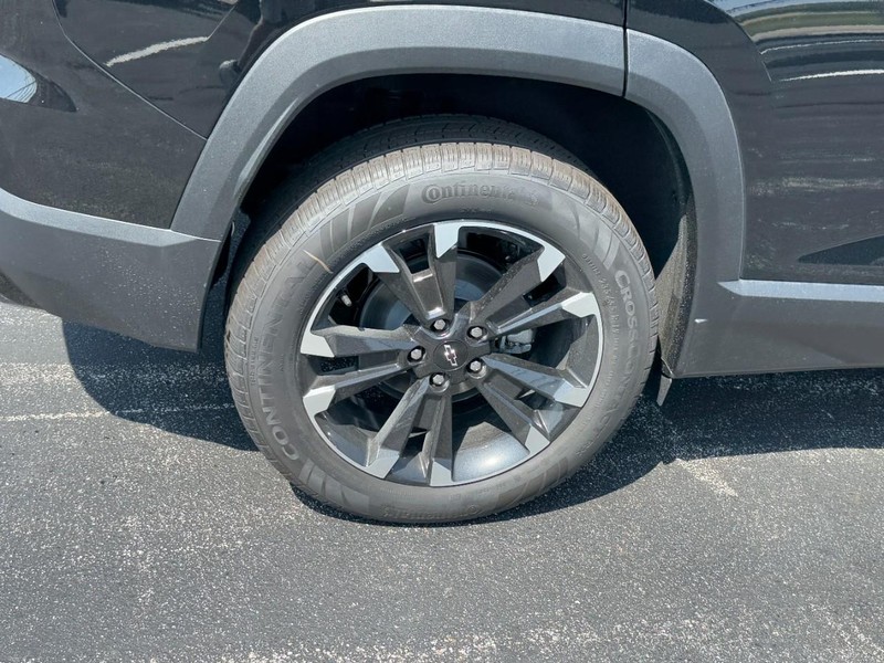 Chevrolet Equinox Vehicle Image 05