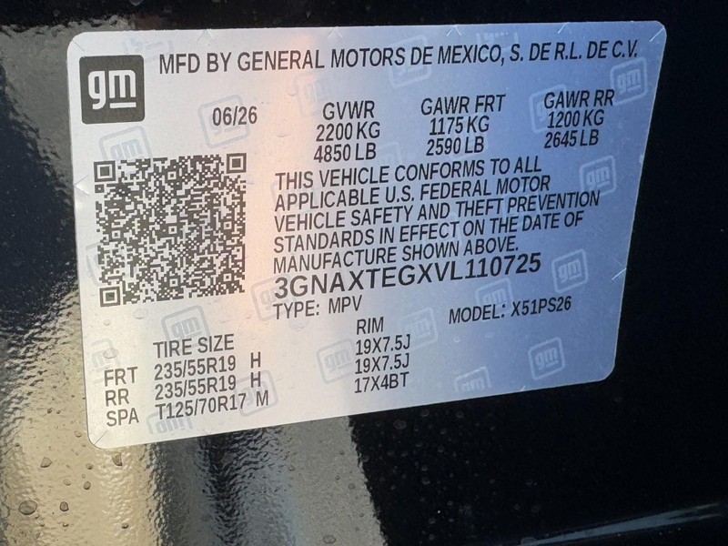 Chevrolet Equinox Vehicle Image 16