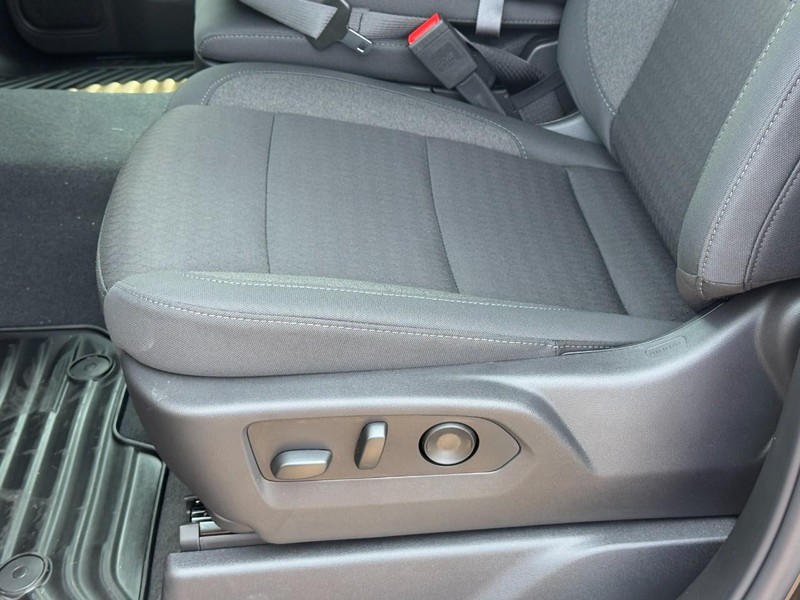 Chevrolet Silverado 1500 Vehicle Image 14