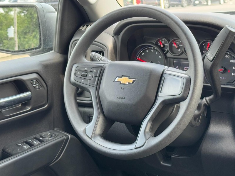 Chevrolet Silverado 1500 Vehicle Image 08