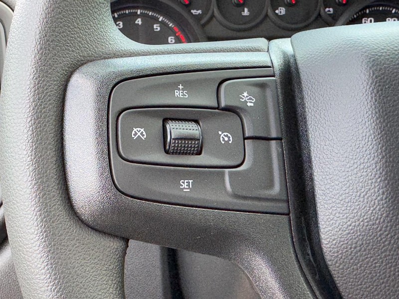 Chevrolet Silverado 1500 Vehicle Image 11