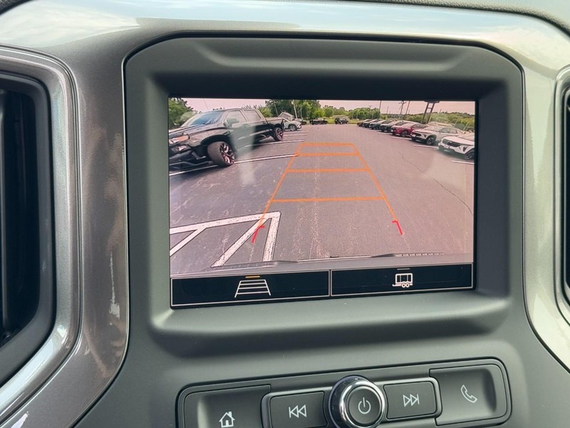 Chevrolet Silverado 1500 Vehicle Image 14