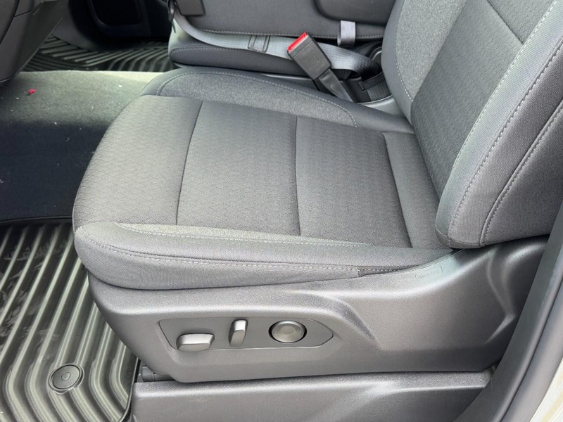 Chevrolet Silverado 1500 Vehicle Image 15
