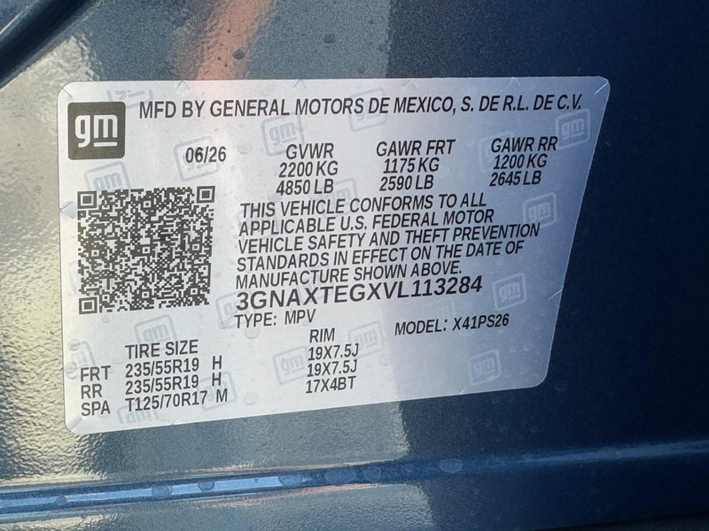 Chevrolet Equinox Vehicle Image 17