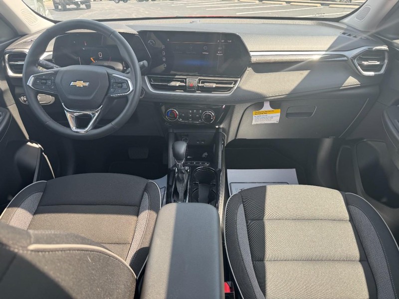 Chevrolet TrailBlazer Vehicle Image 07