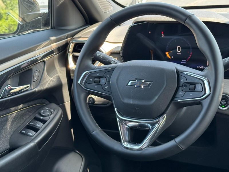 Chevrolet TrailBlazer Vehicle Image 08