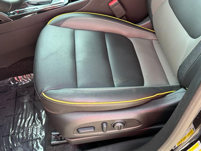 Chevrolet TrailBlazer Vehicle Image 17