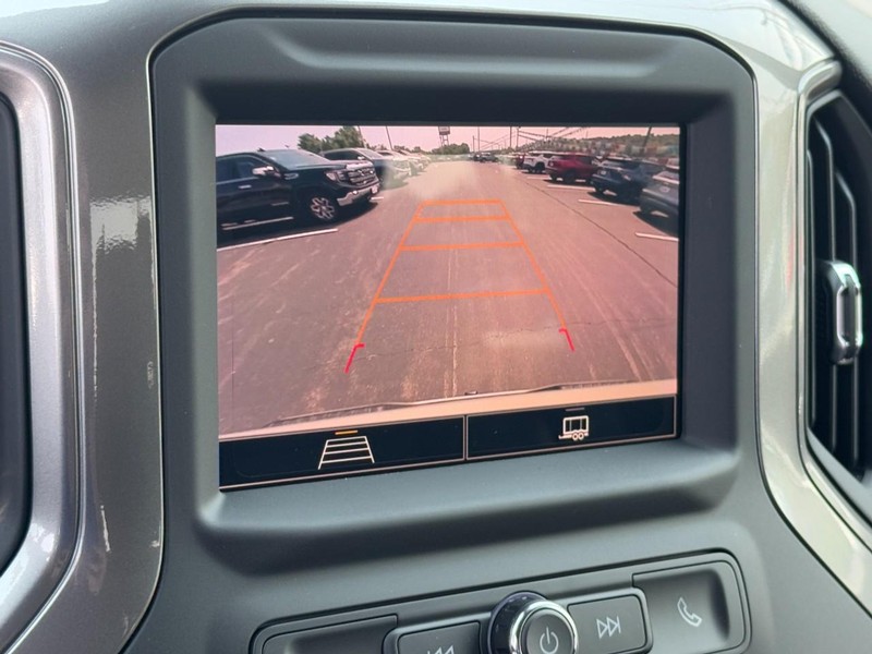 Chevrolet Silverado 1500 Vehicle Image 13
